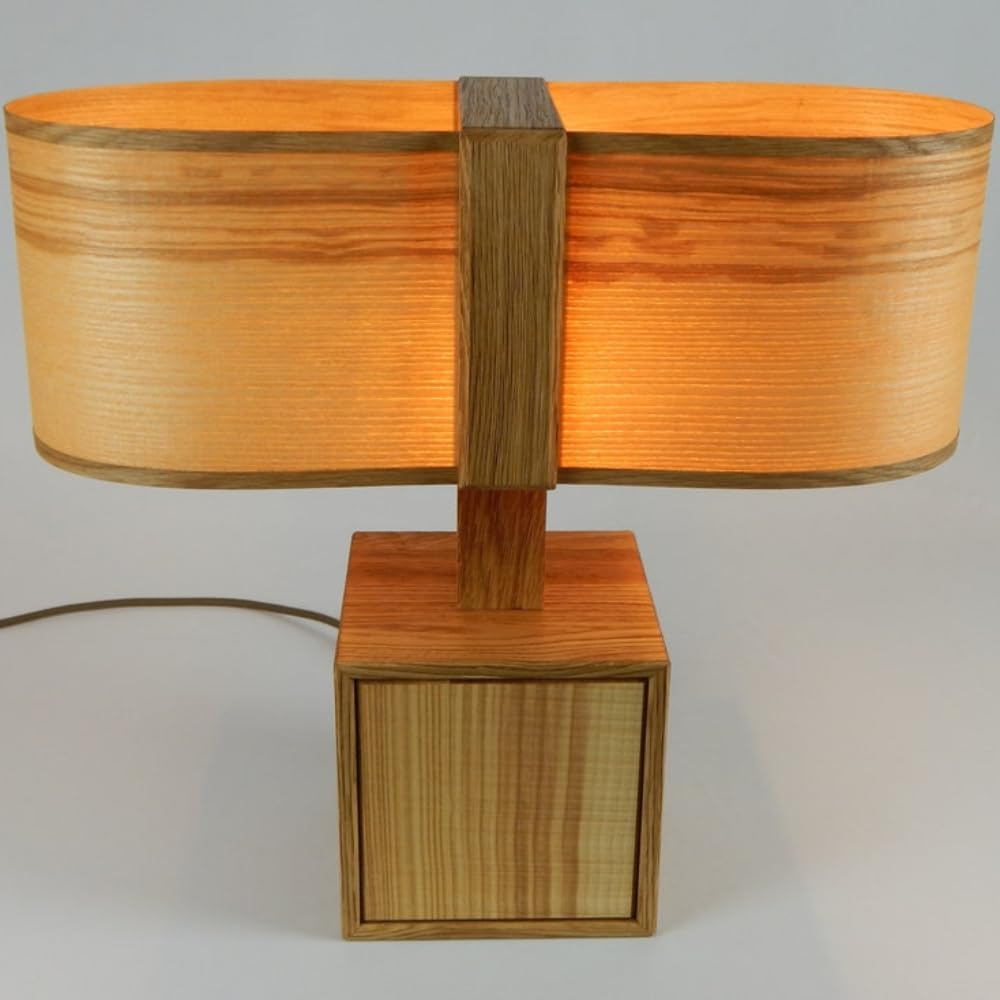20"W x 18"H x 8"D Oak Wood Table Lamp W731