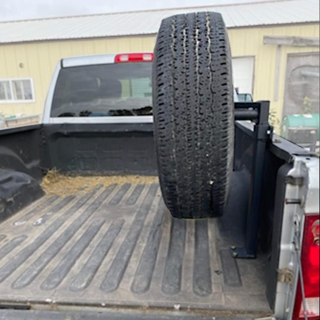 4x4 Bed Mounted Spare Tire Carrier R1540