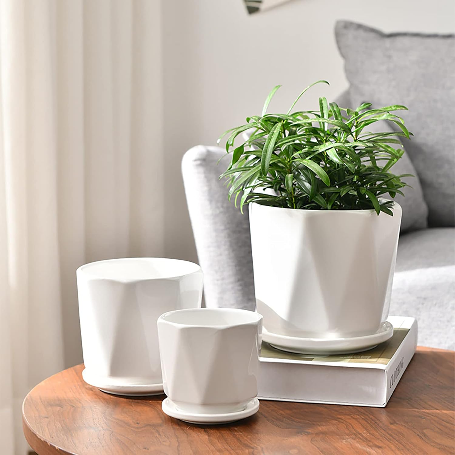 Set of 3 White Ceramic Plant Pots with Saucer Y9508