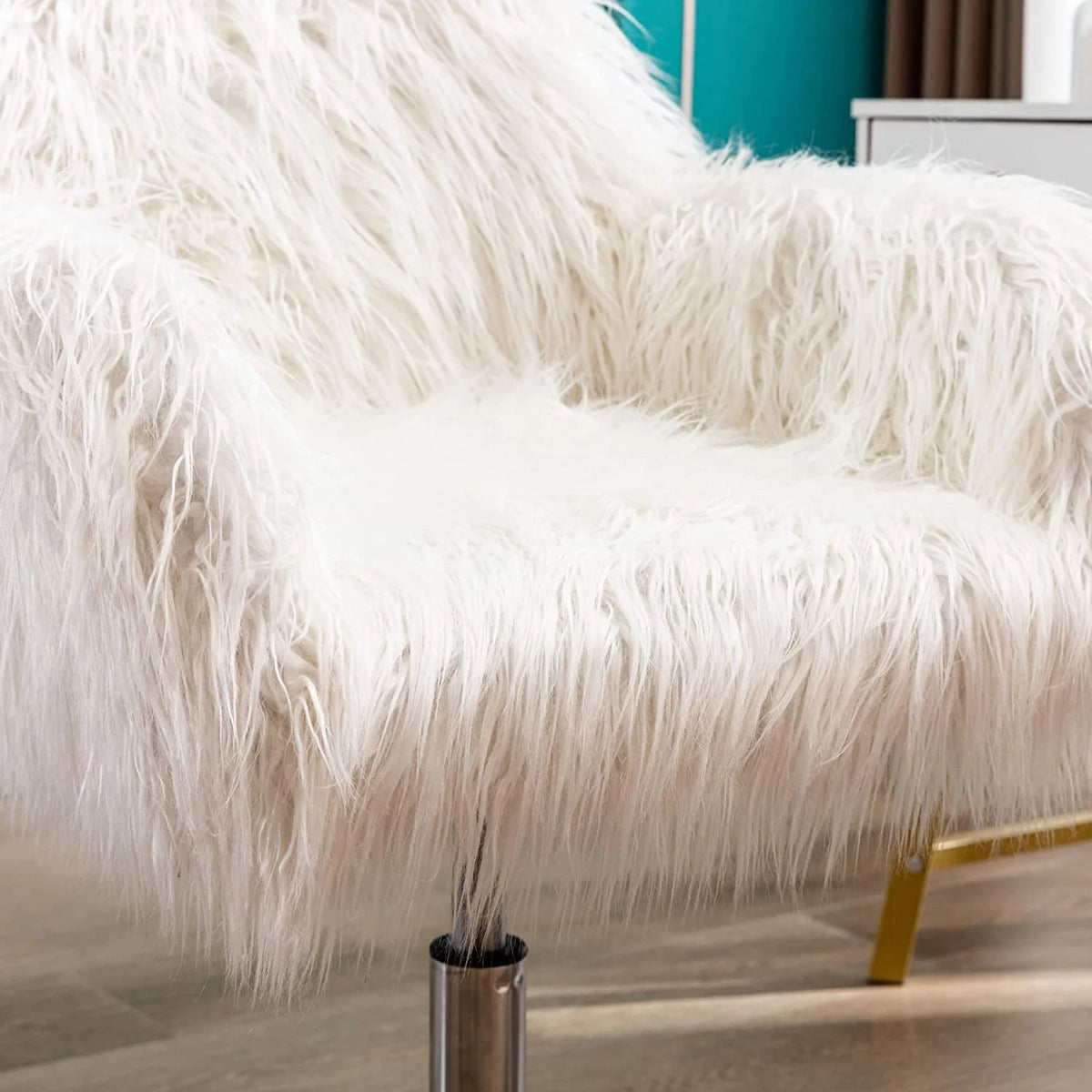 White Faux Fur Swivel Desk Chair with Back Z230