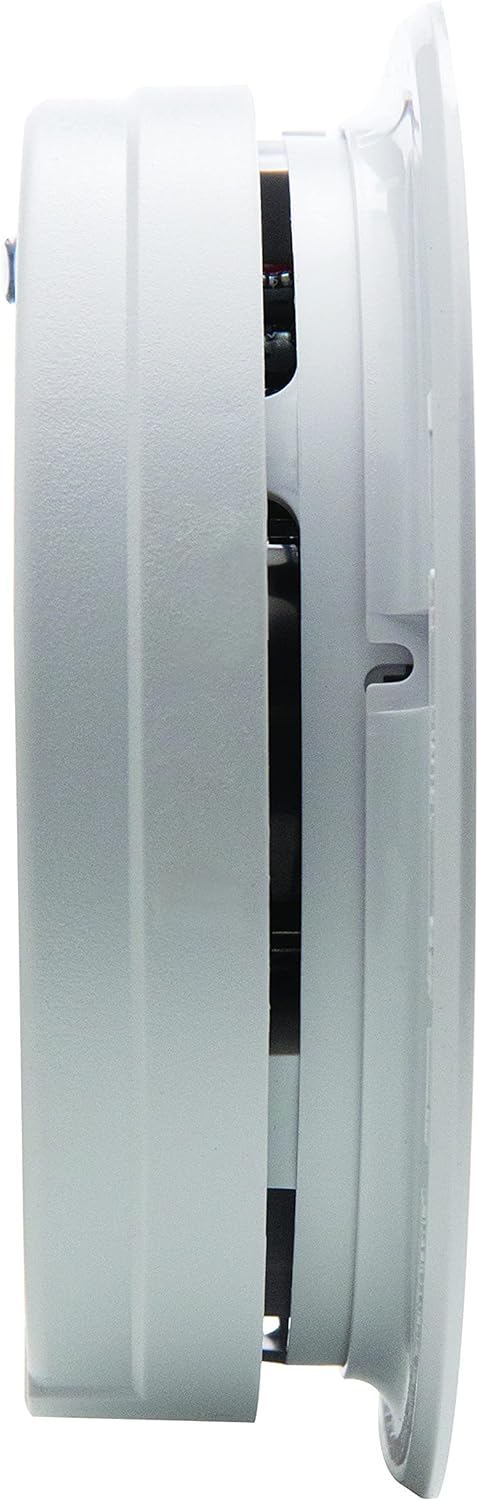 Hardwired Smoke Detector with 9-Volt Battery Backup F478