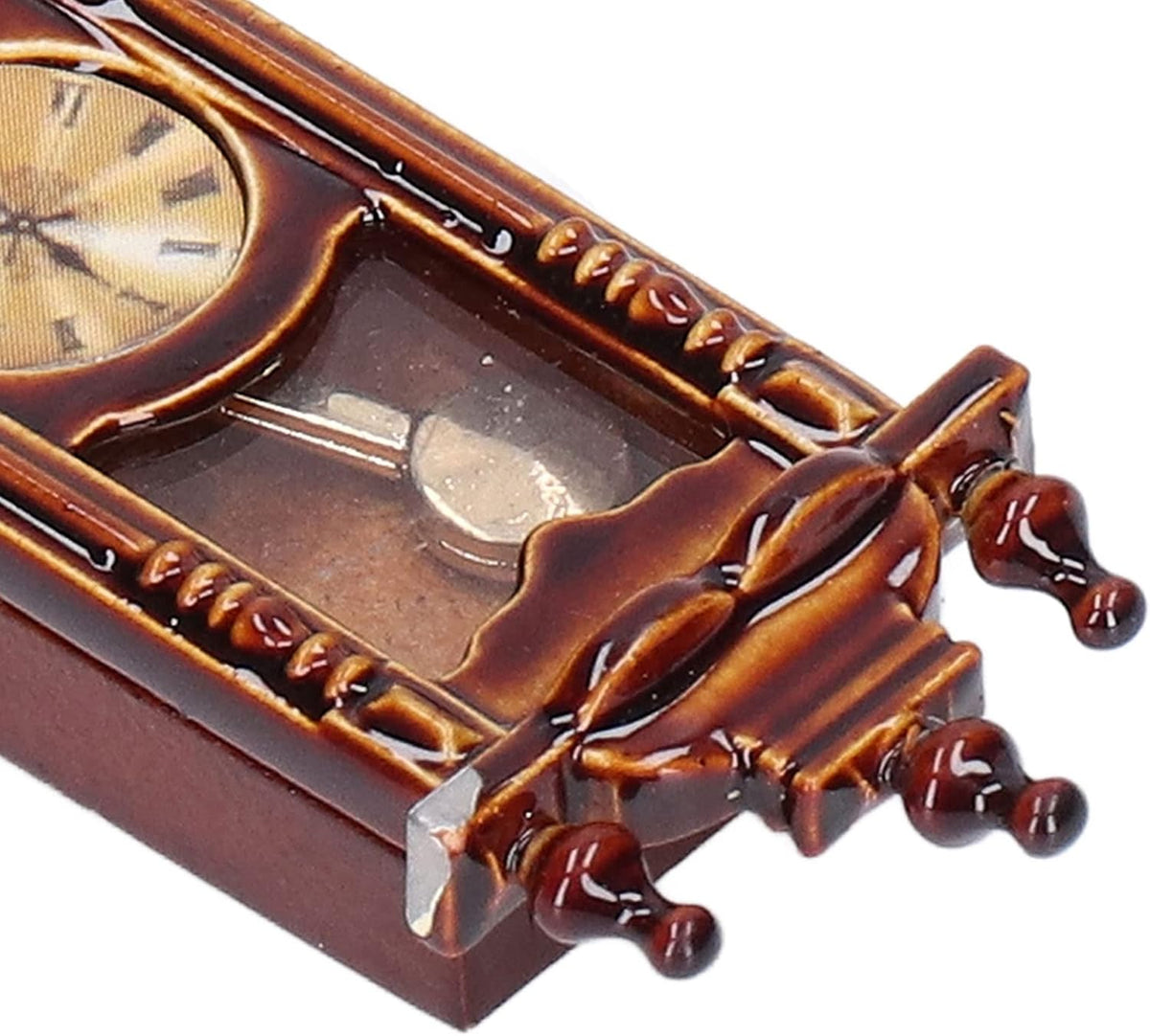 1:12 Miniature Vintage Wooden Alloy Wall Clock S820