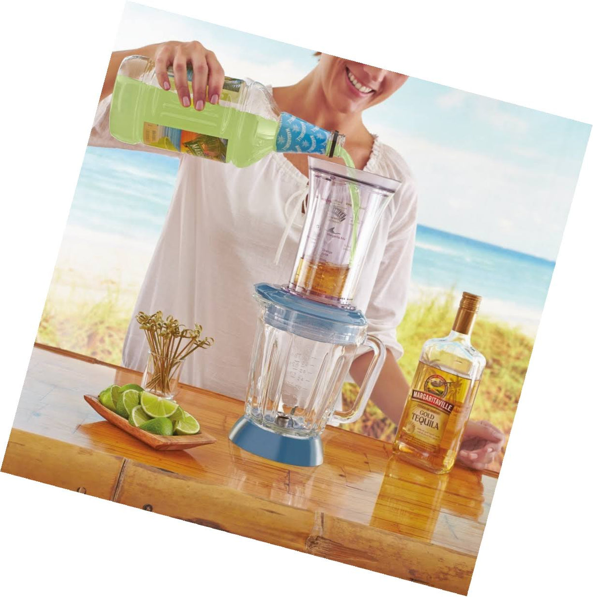 Frozen Concoction Maker with Easy Pour Jar and XL Ice Reservoir D24889