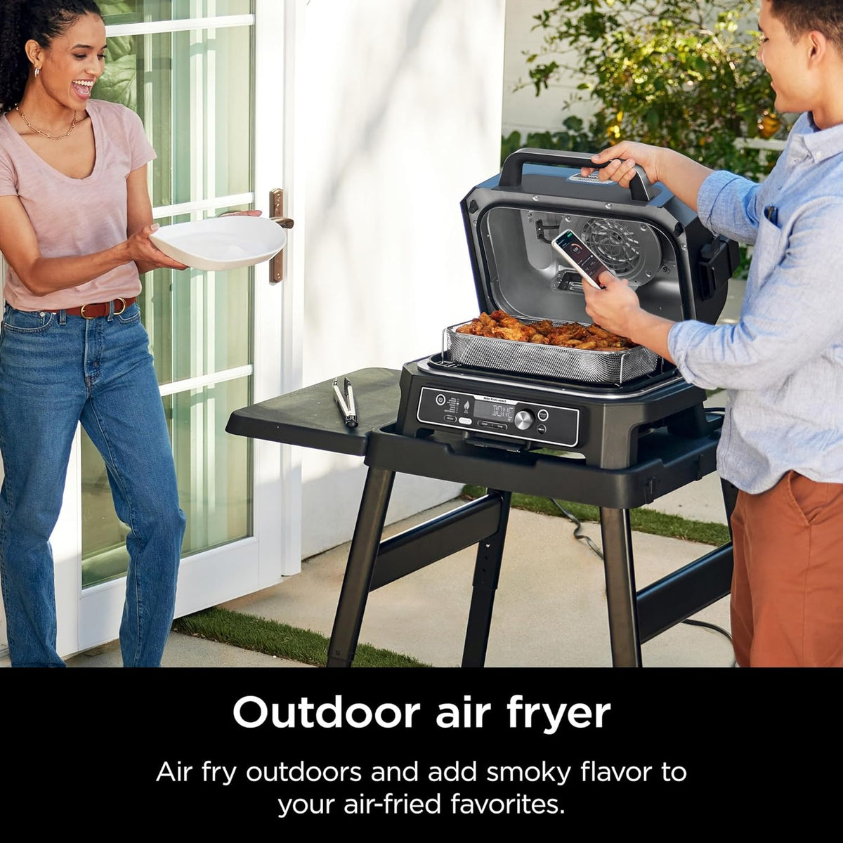 Black Outdoor Grill & Smoker V9380