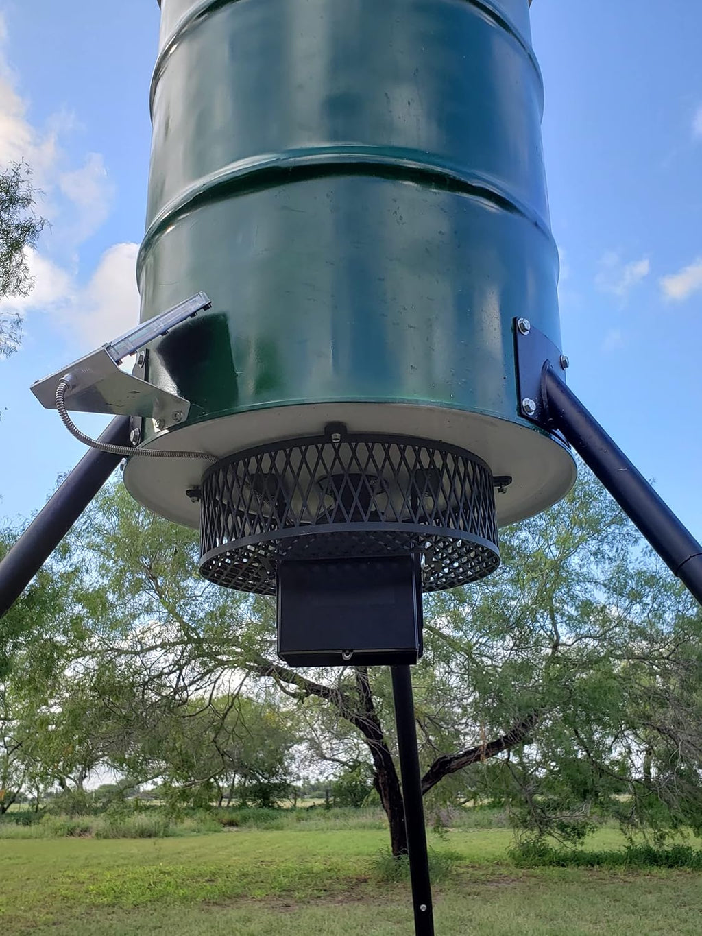 All Season Feeder V96905