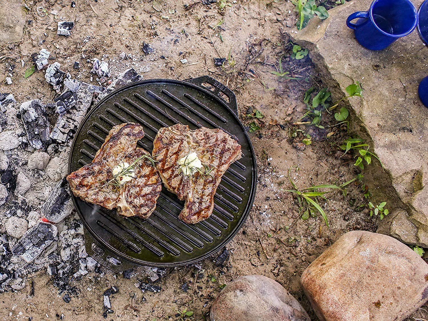 Five-Piece Cast Iron Set with Reversible Grill/Griddle 14 Inch and 6.8 Quart Bottom/Wok E638