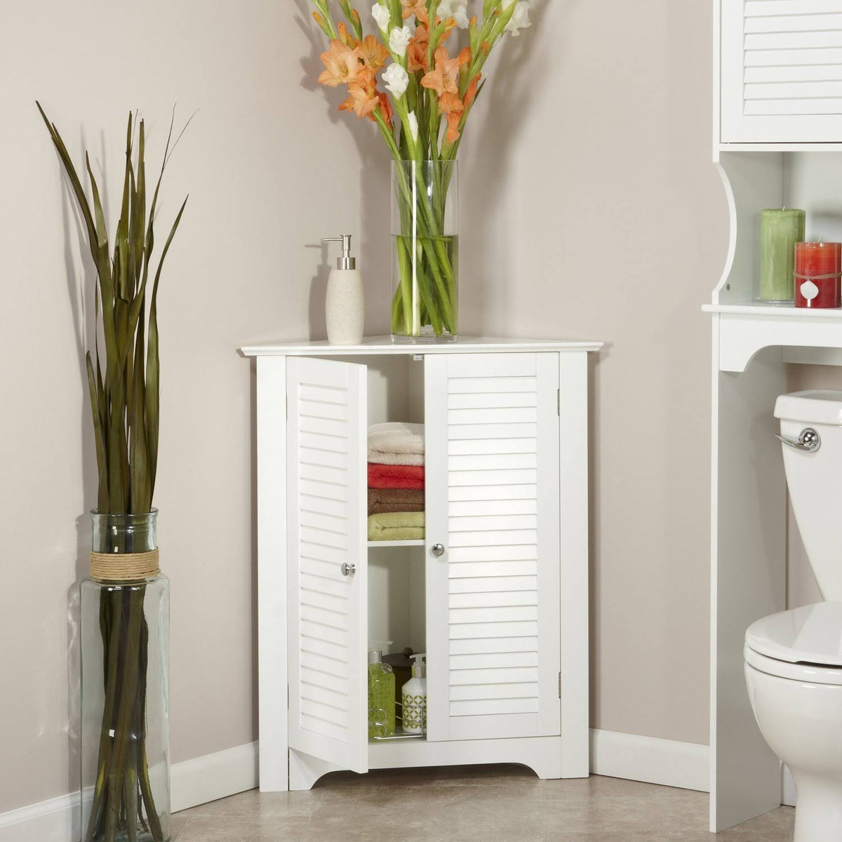 White 3-Shelf Corner Cabinet Q9311