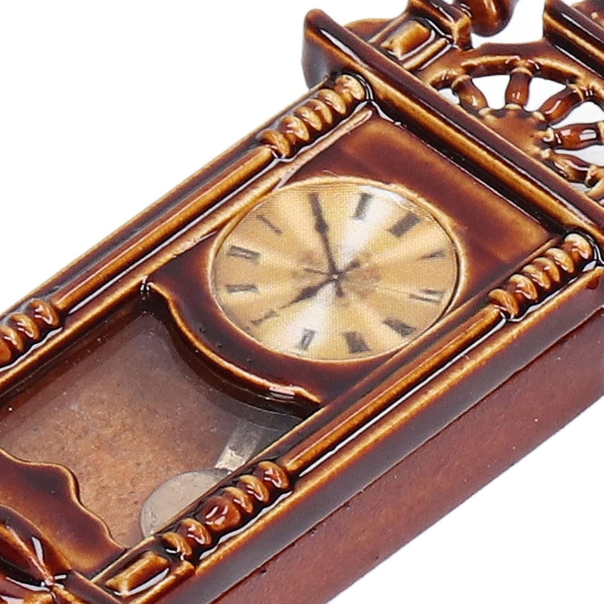 1:12 Miniature Vintage Wooden Alloy Wall Clock S820