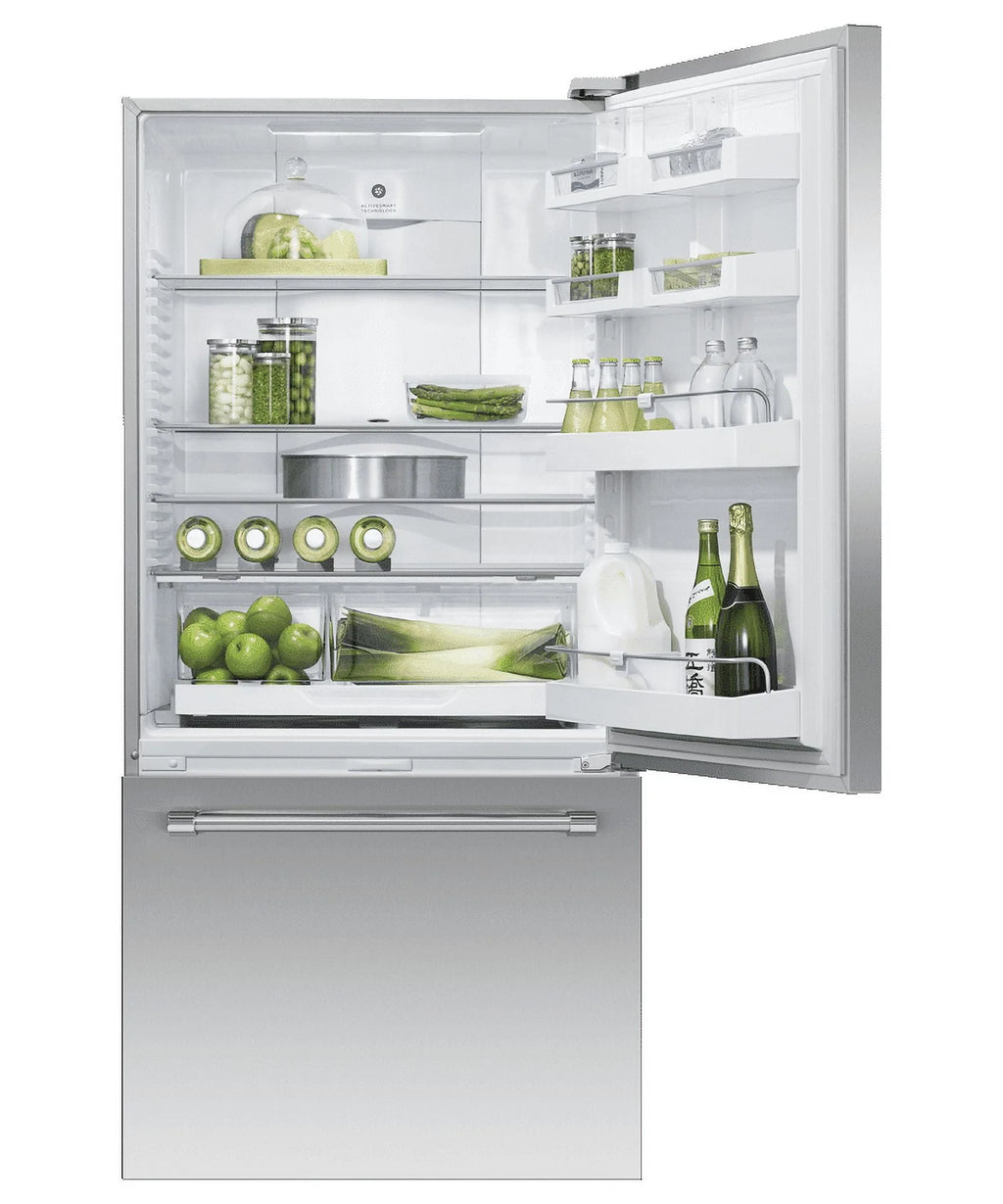 32 Wide 17.1 Cu. Ft. Bottom Freezer Refrigerator - Stainless X670