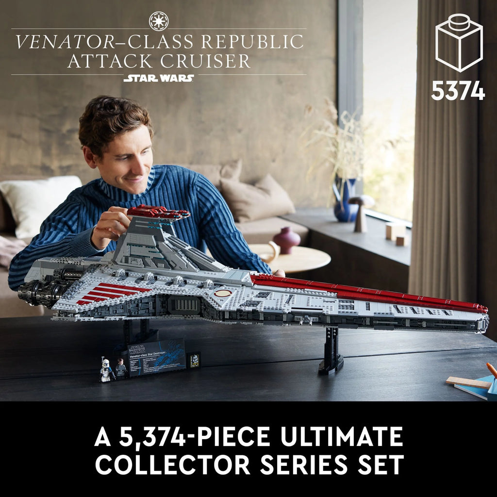 LEGO Star Wars Venator-Class Republic Attack Cruiser Building Set with Captain Rex Minifigure V80367