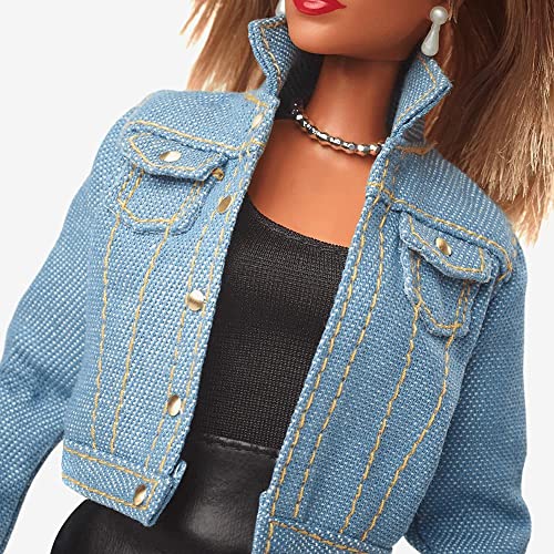 Barbie Doll in ‘90s Fashion and Accessories with Microphone Accessory S4604