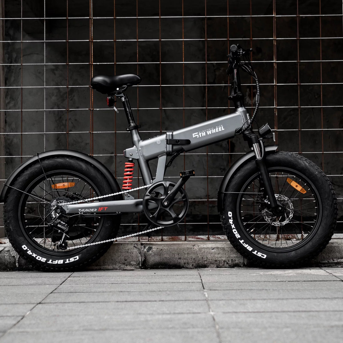 48V 10.5Ah Removable Battery 500W Motor Foldable Fat Tire Electric Bike M286