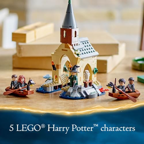 Hogwarts Castle Boathouse with 2 Buildable Boats and 5 Minifigures U9409